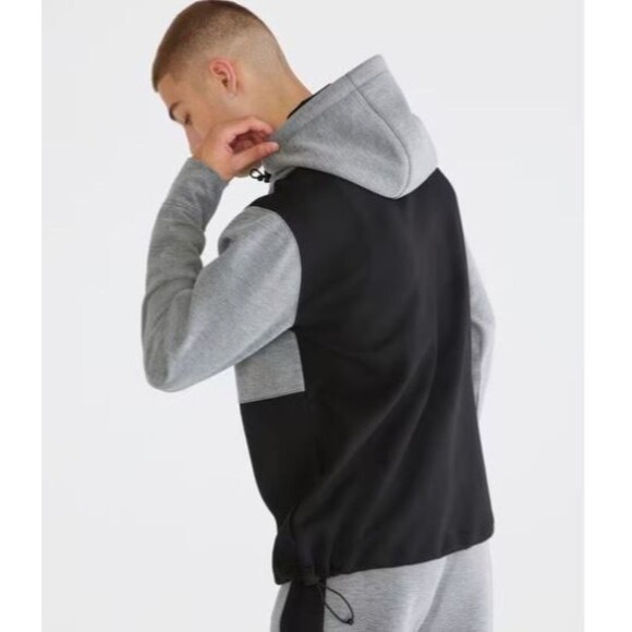 Aeropostale Hoodie Men’s Size M Pre-Owned Gray Black  Pullover Good Condition - Picture 2 of 8